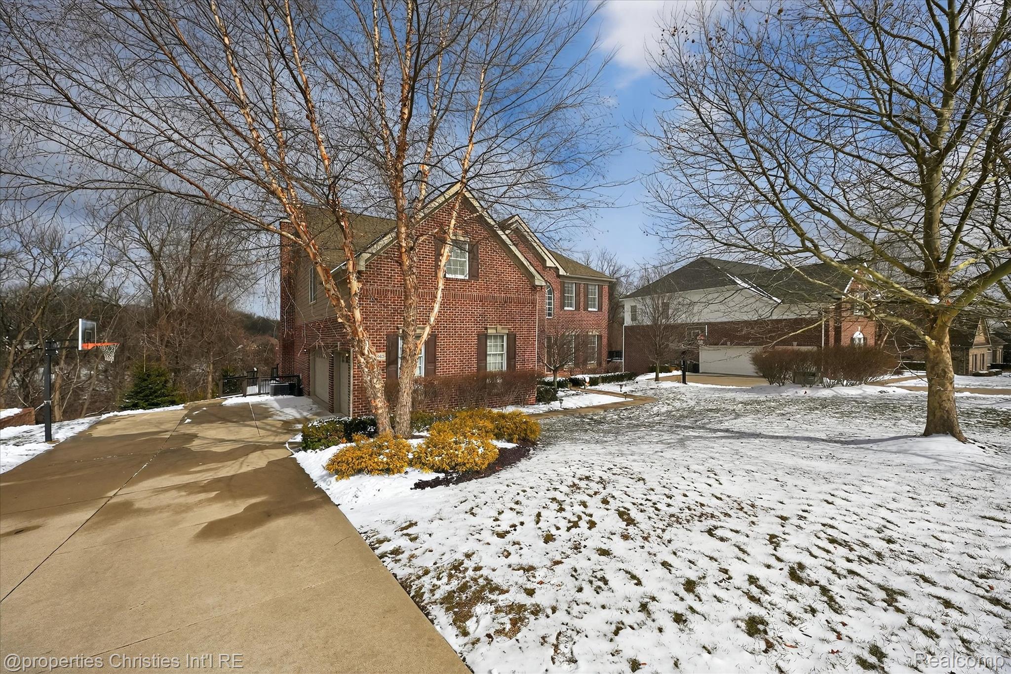 15465 Prestwick Circle N