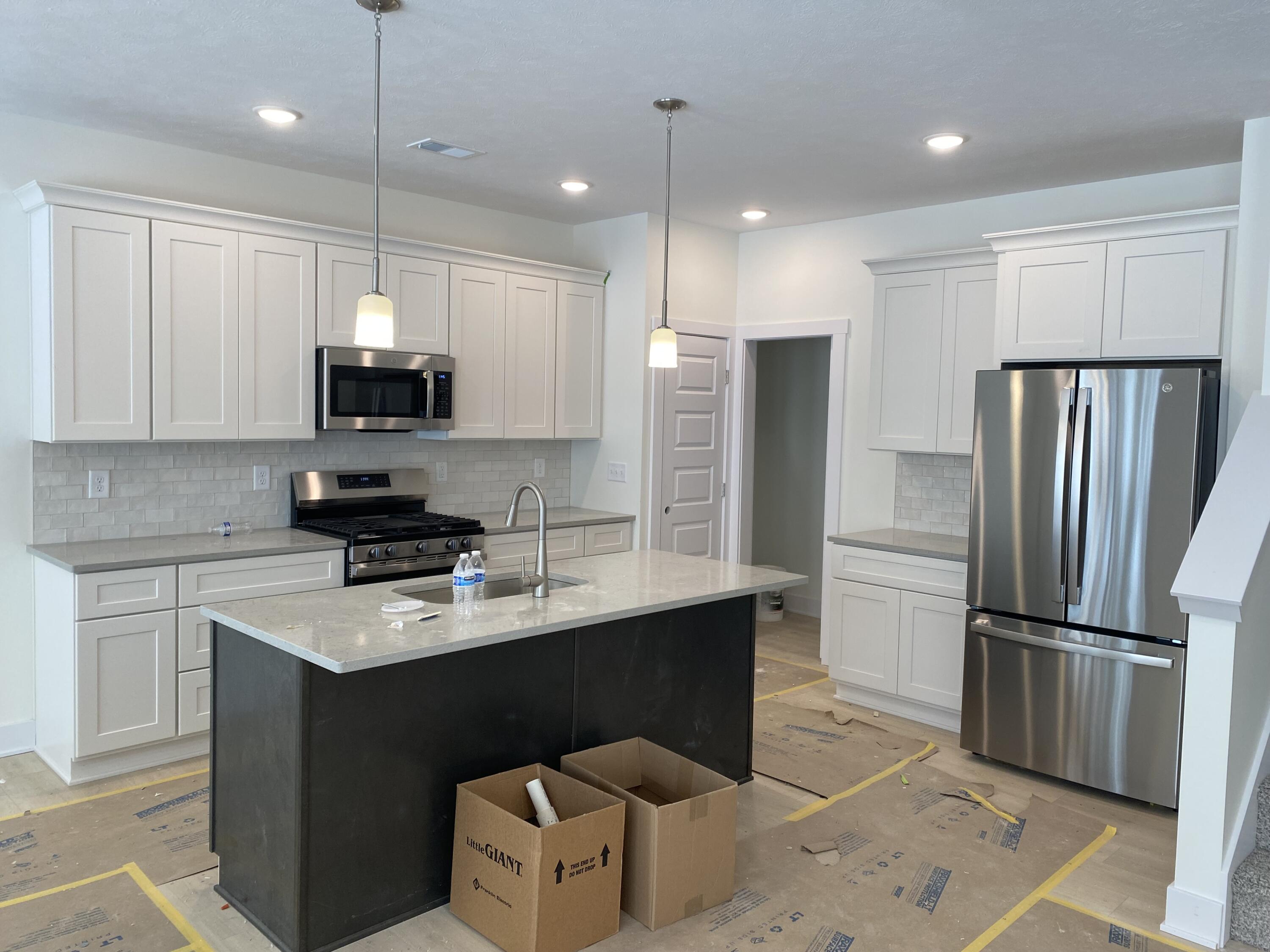 3327 Kings River Street SW 46