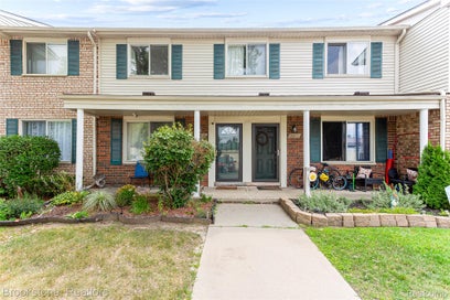 13408 Denver Circle N Sterling Heights City MI 48312