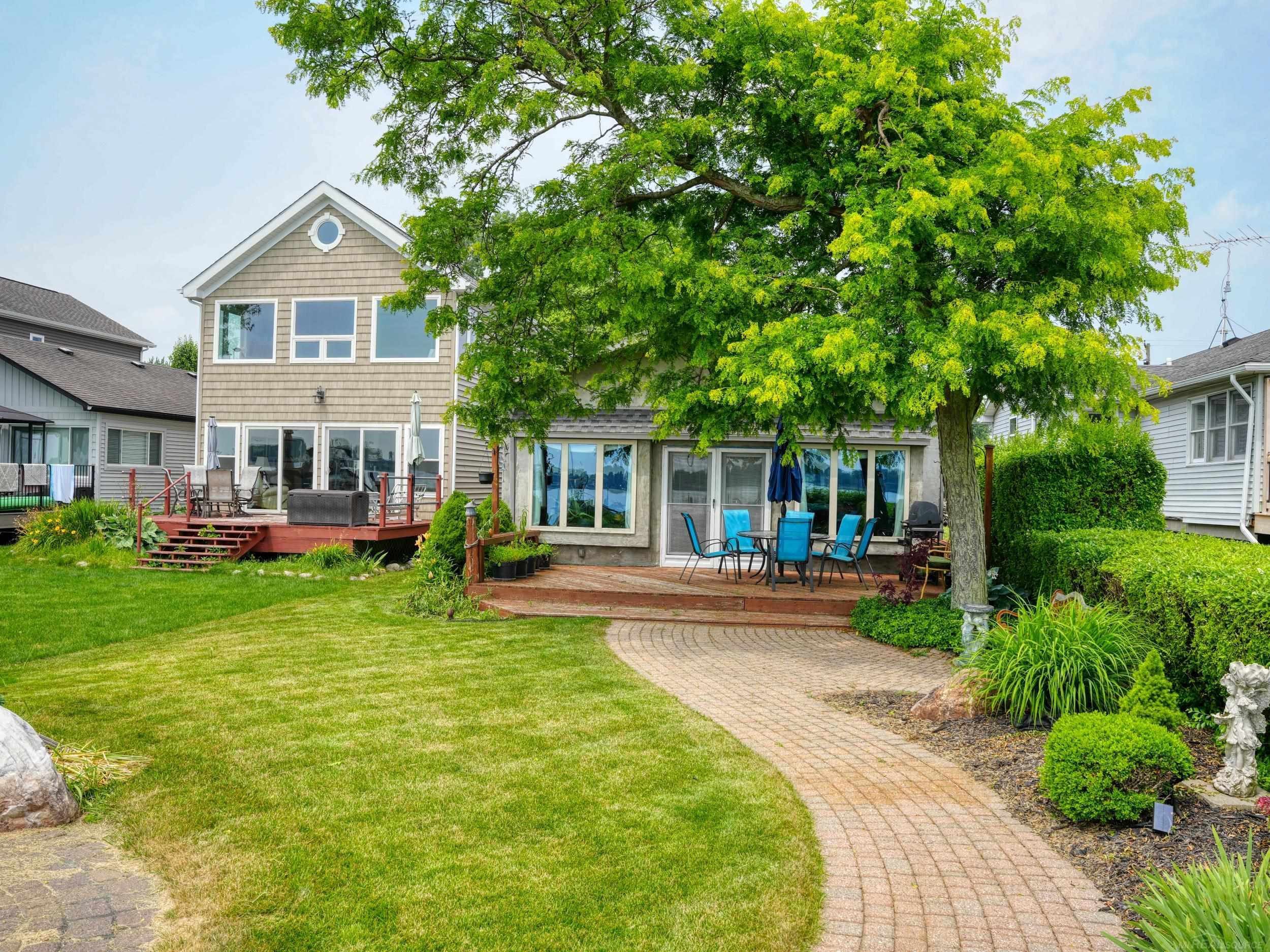 5403 Pointe Drive