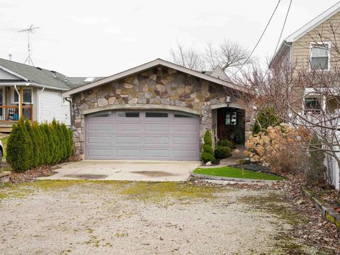 5403 Pointe Drive East China Township MI 48054