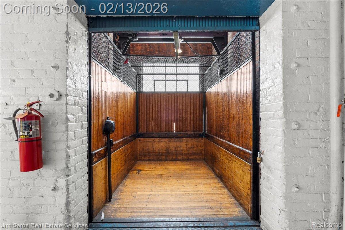 2000 Brooklyn Street 203