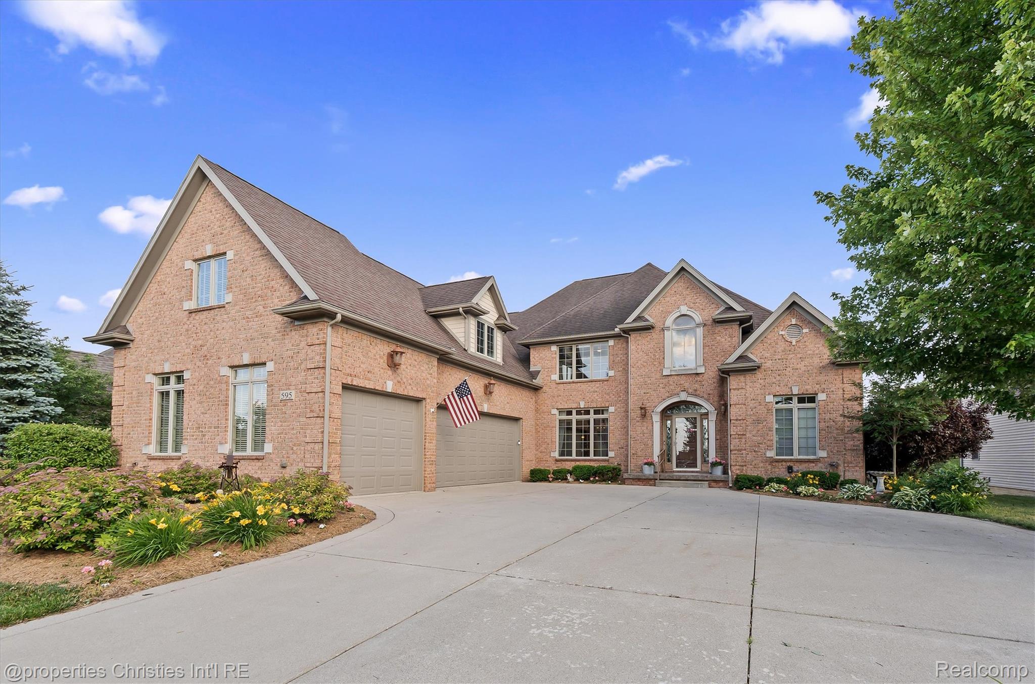 595 Ridge Point Drive