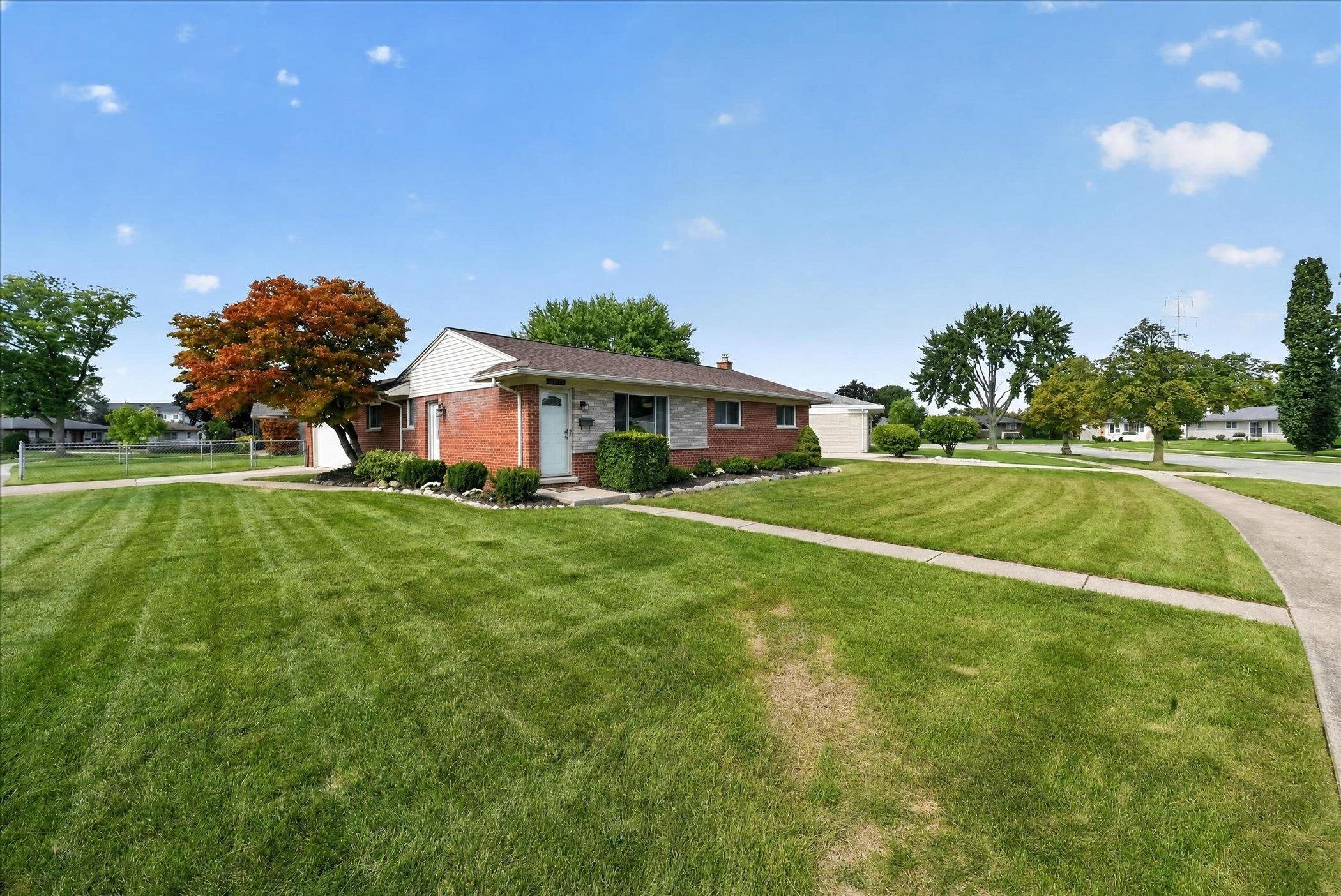 33236 Morrison Court