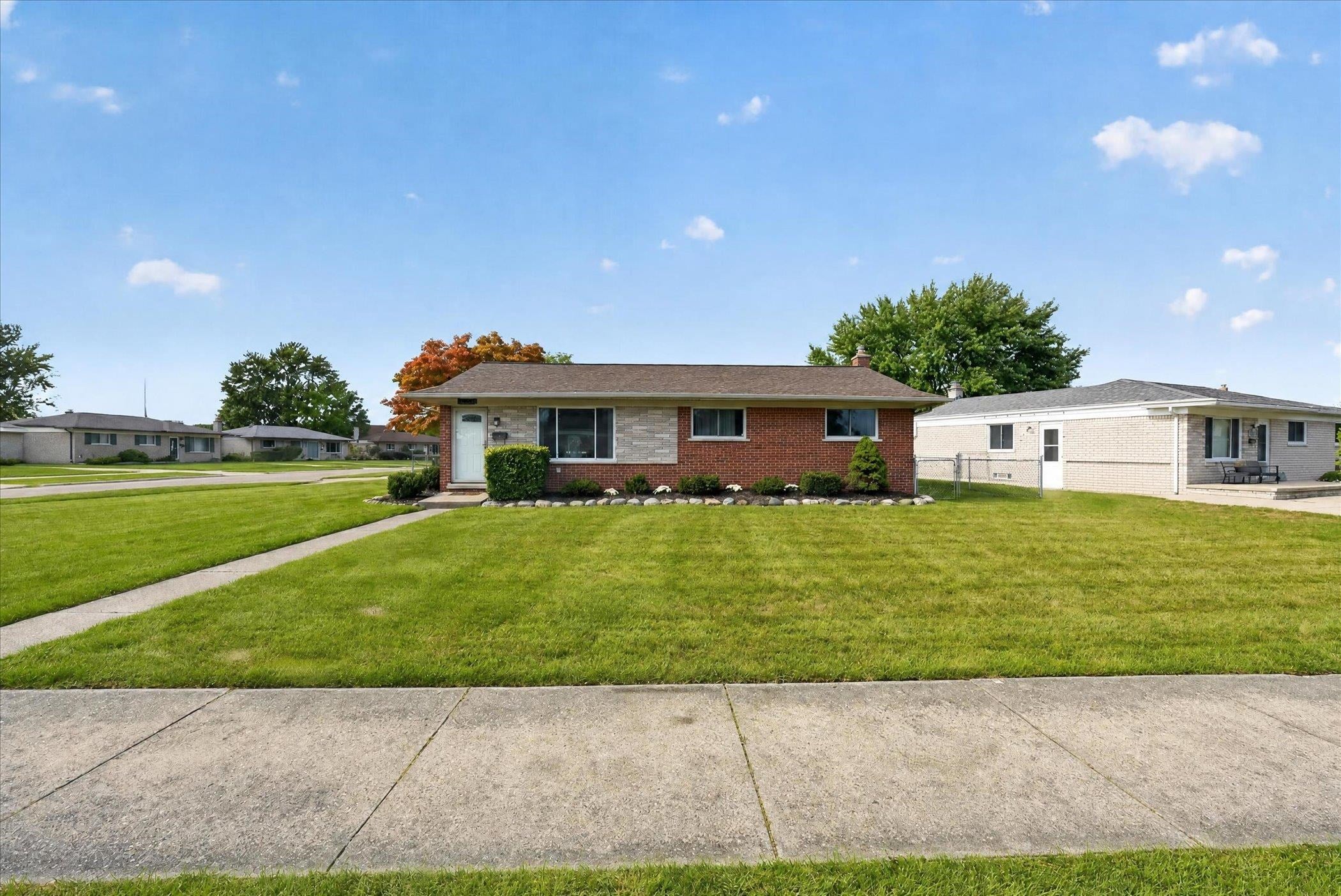 33236 Morrison Court