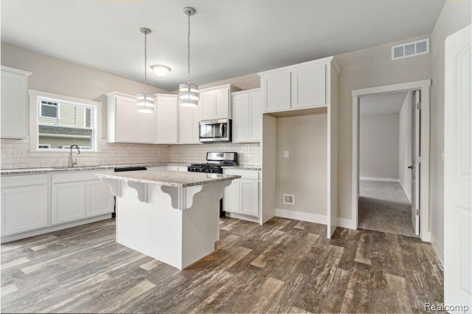 360 Dorchester Drive