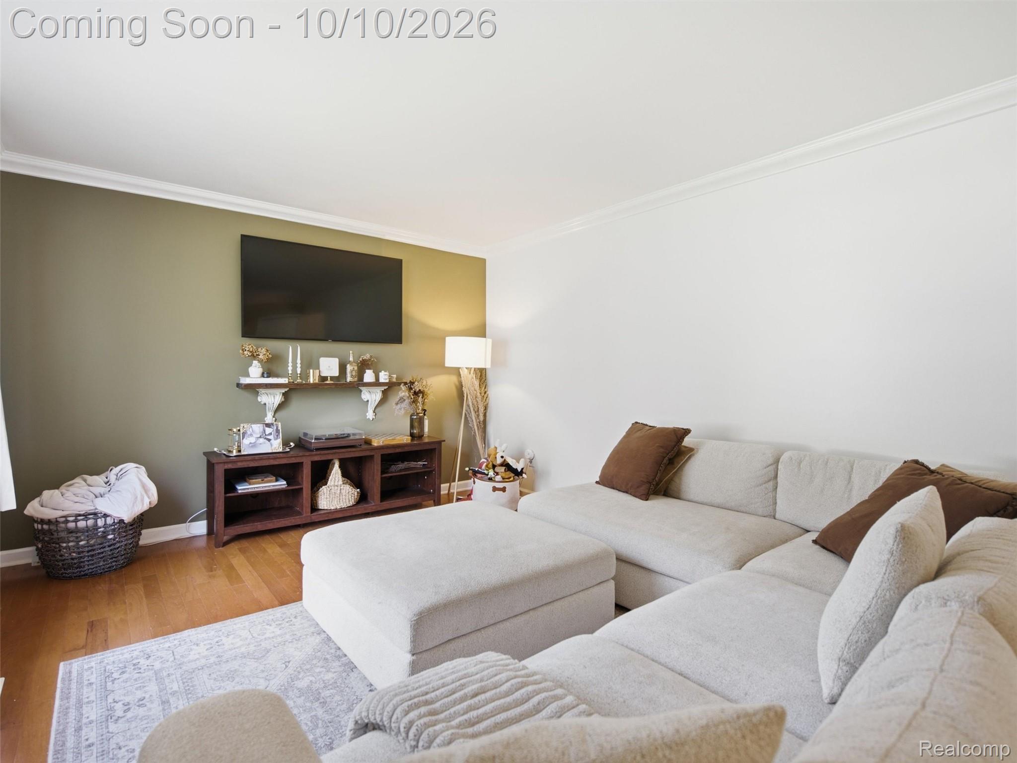 801 Meadowlark Lane