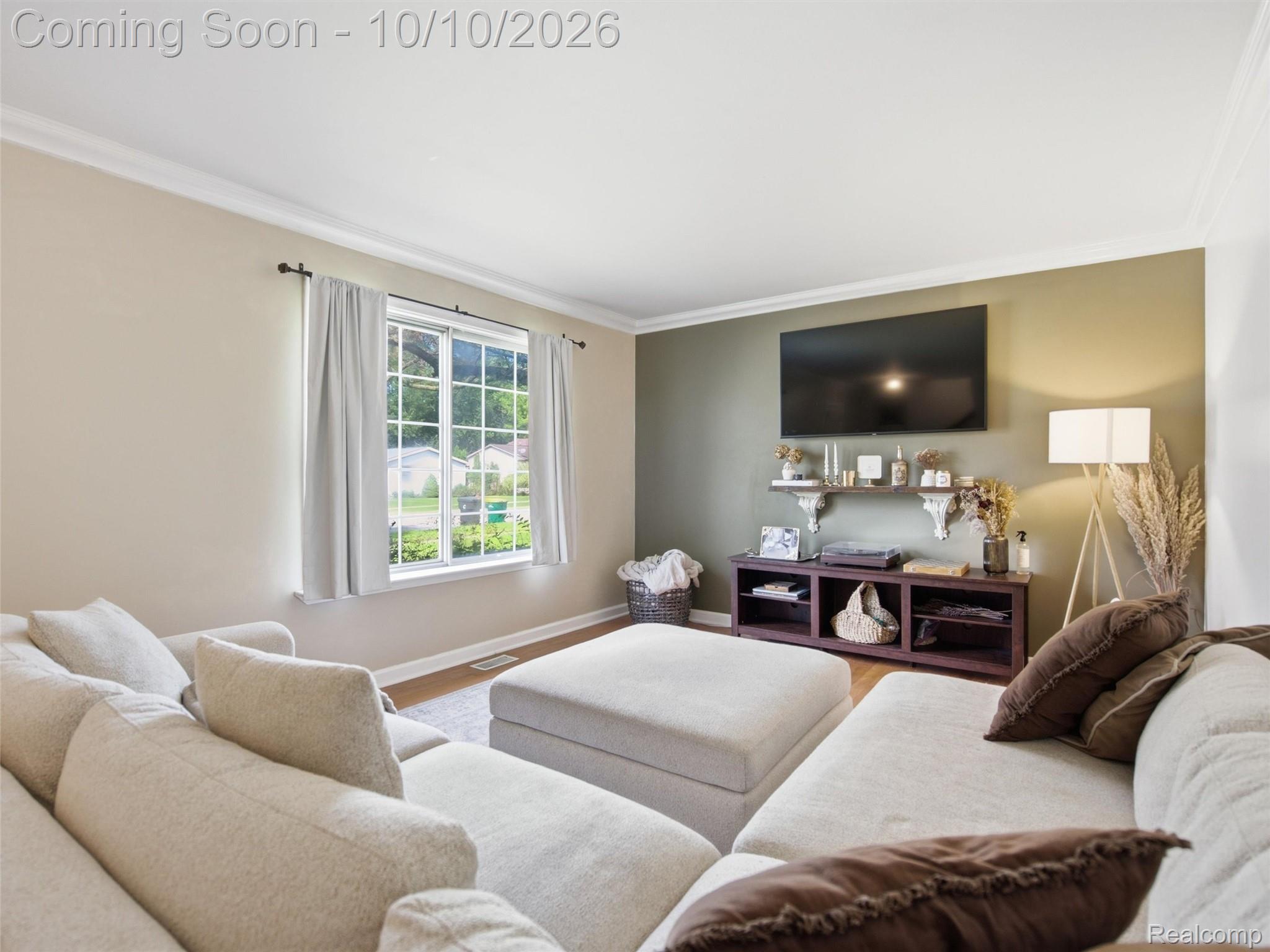 801 Meadowlark Lane