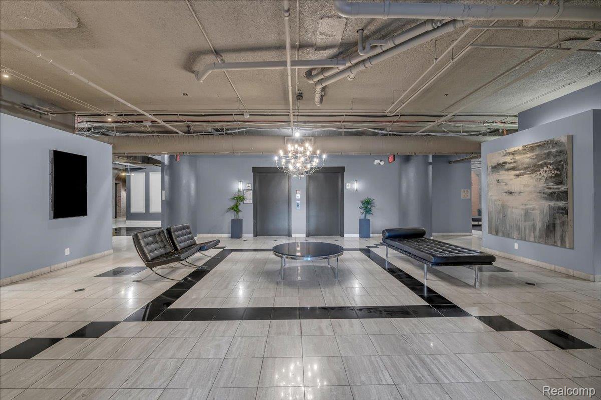 Detroit City, Michigan 48207, United States, 2 Bedrooms Bedrooms, ,1 BathroomBathrooms,Residential,Active,231762