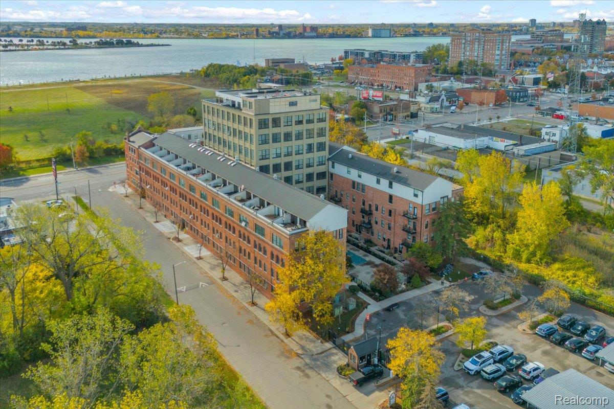 Detroit City, Michigan 48207, United States, 2 Bedrooms Bedrooms, ,1 BathroomBathrooms,Residential,Active,231762