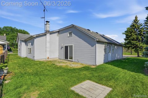 Tiny photo for 5634 Chicago Road, Warren City, MI 48092 (MLS # 20261039537)