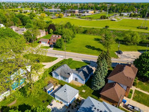 Tiny photo for 5634 Chicago Road, Warren City, MI 48092 (MLS # 20261039537)