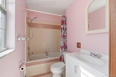 Tiny photo for 5634 Chicago Road, Warren City, MI 48092 (MLS # 20261039537)