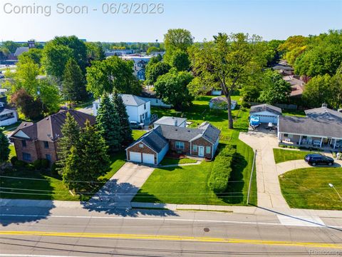 Tiny photo for 5634 Chicago Road, Warren City, MI 48092 (MLS # 20261039537)