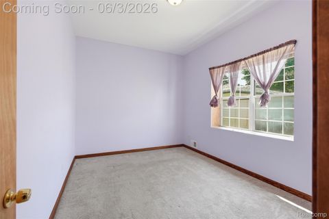 Tiny photo for 5634 Chicago Road, Warren City, MI 48092 (MLS # 20261039537)