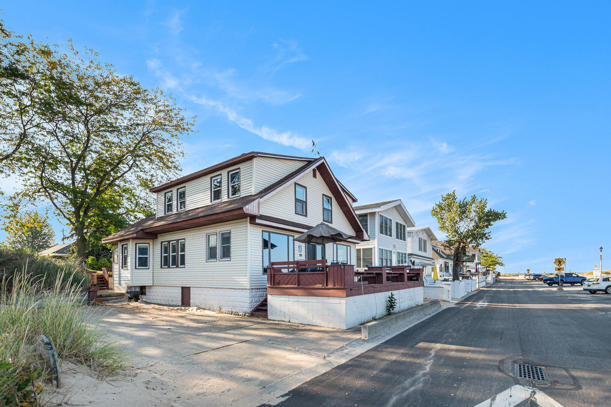 30 Lakeshore Drive