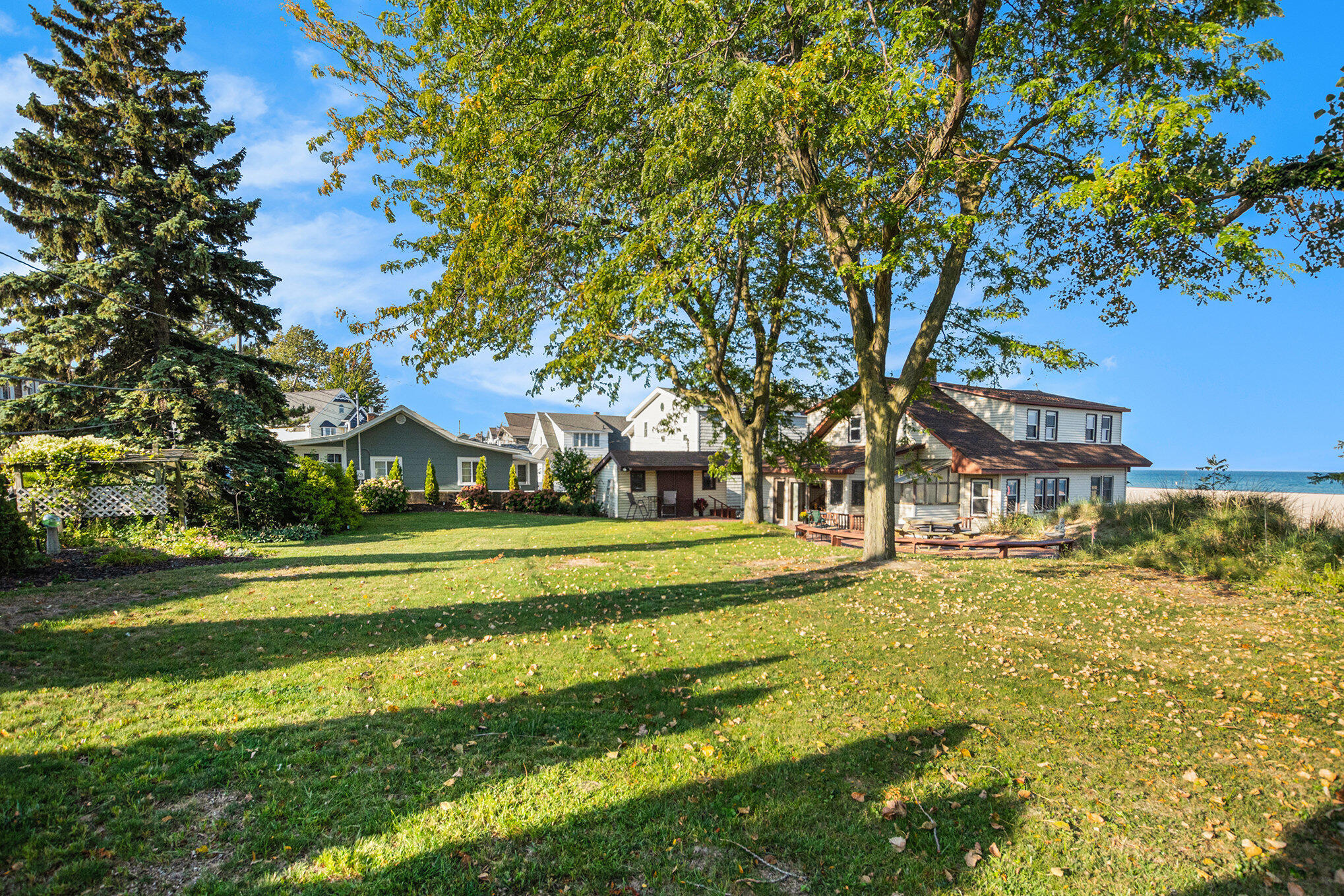 30 Lakeshore Drive
