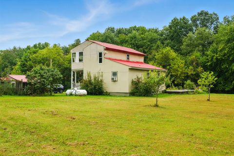 Photo of 15885 McClellan Road, Springport Village, MI 49284 (MLS # 81025045220)