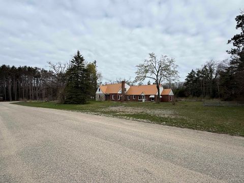 Photo of 1701 Home Drive, Unknown, MI 48621 (MLS # 61050207911)