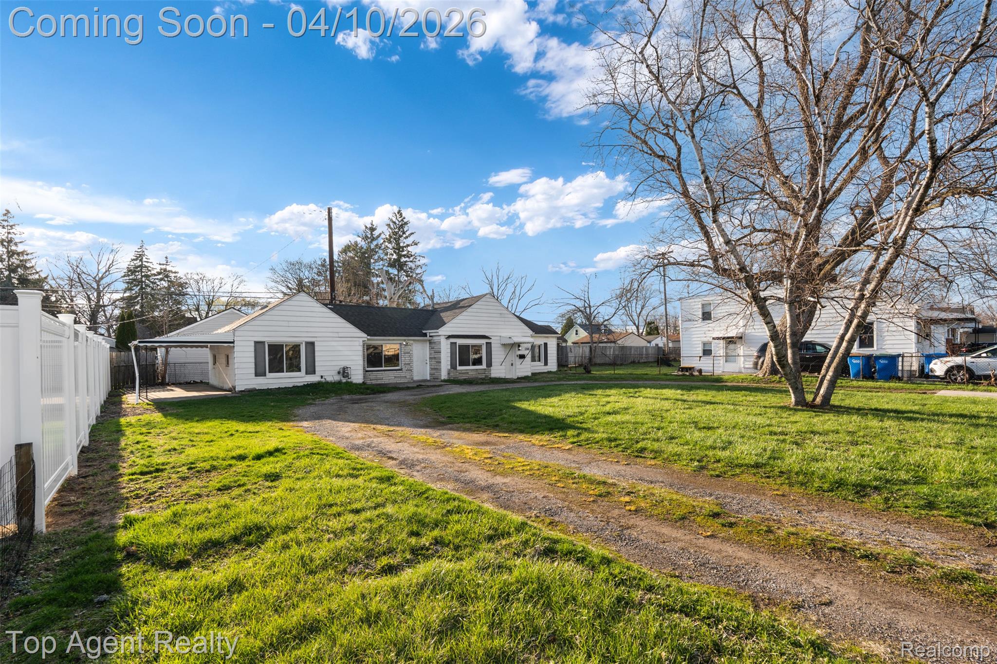 23615 Columbus Avenue