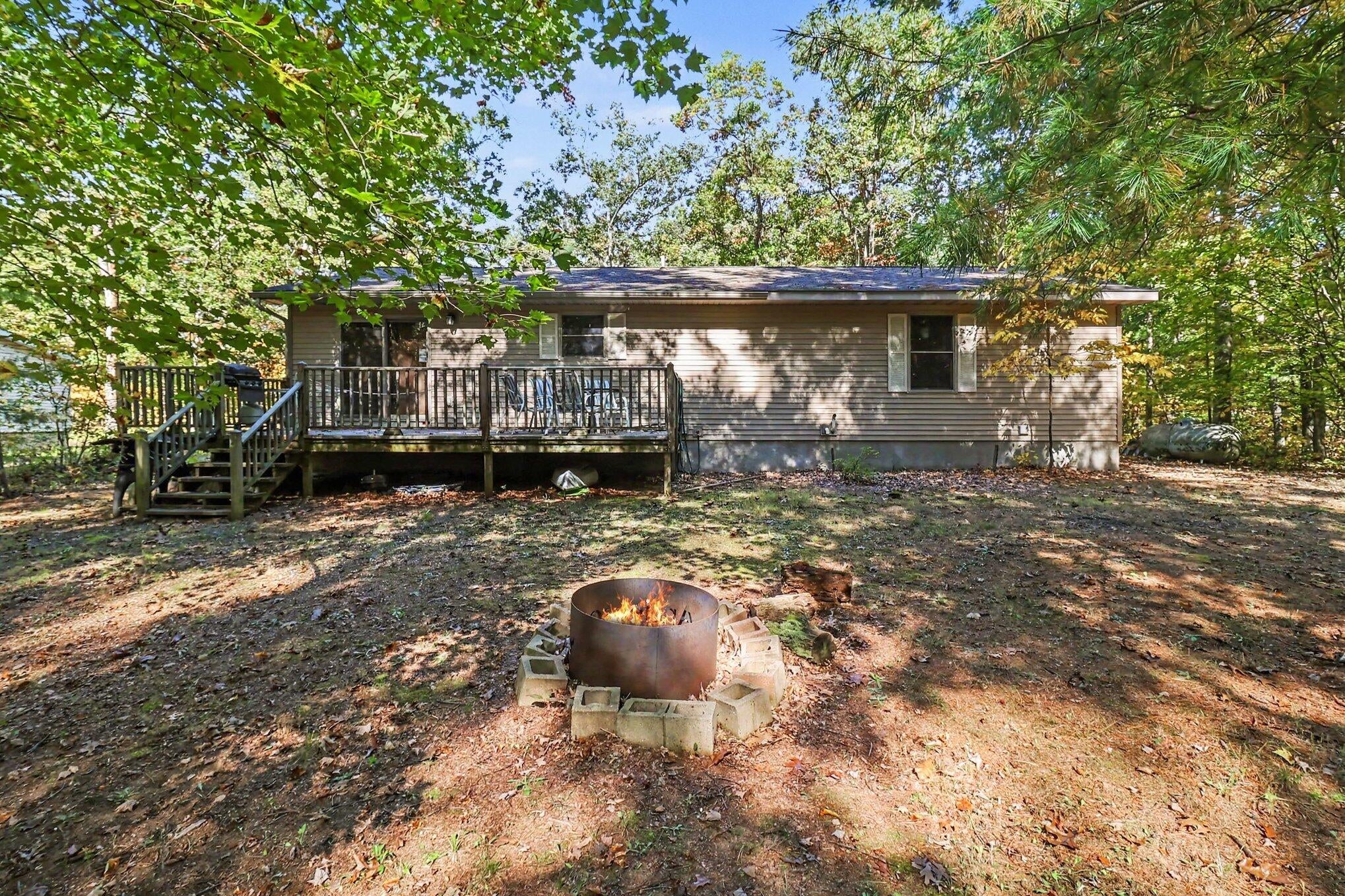 7137 E Catherine Road