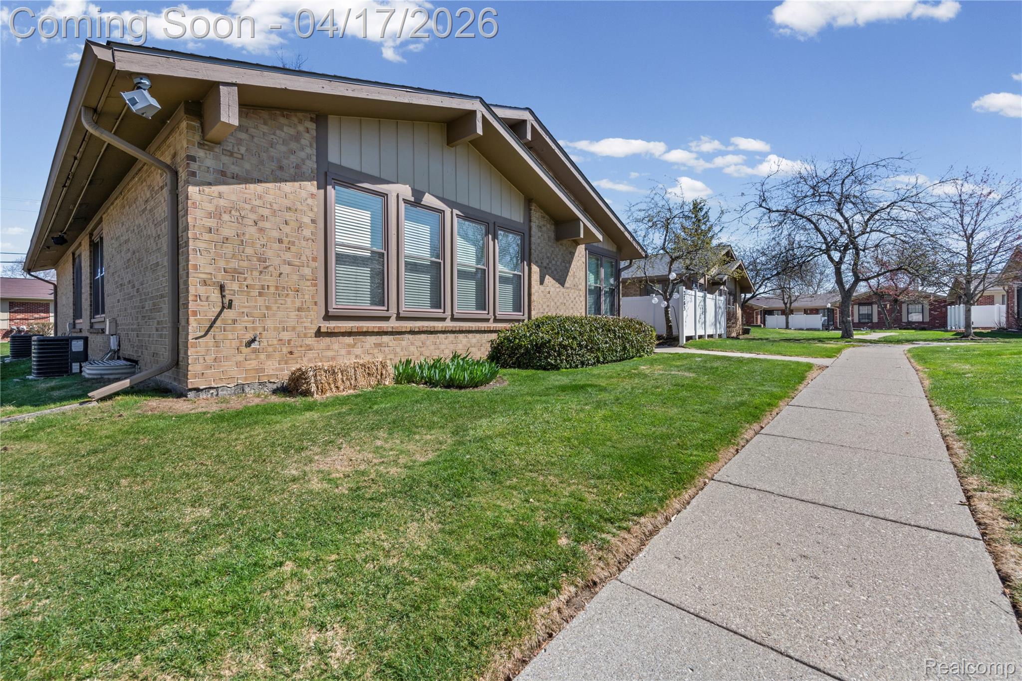 2783 Roundtree Drive