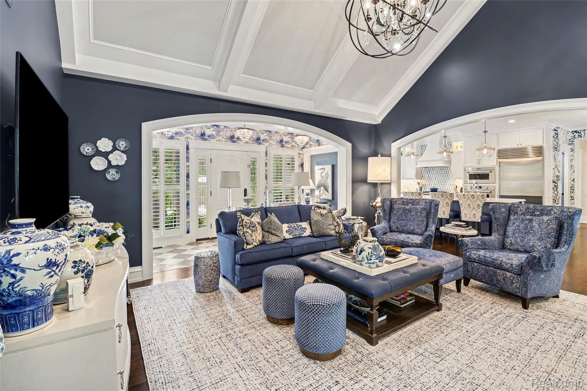 6485 Shannon Glen Drive