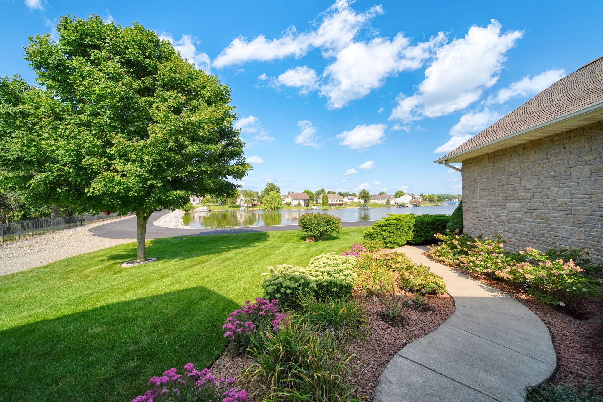 7601 Stonehedge Drive Unit 1