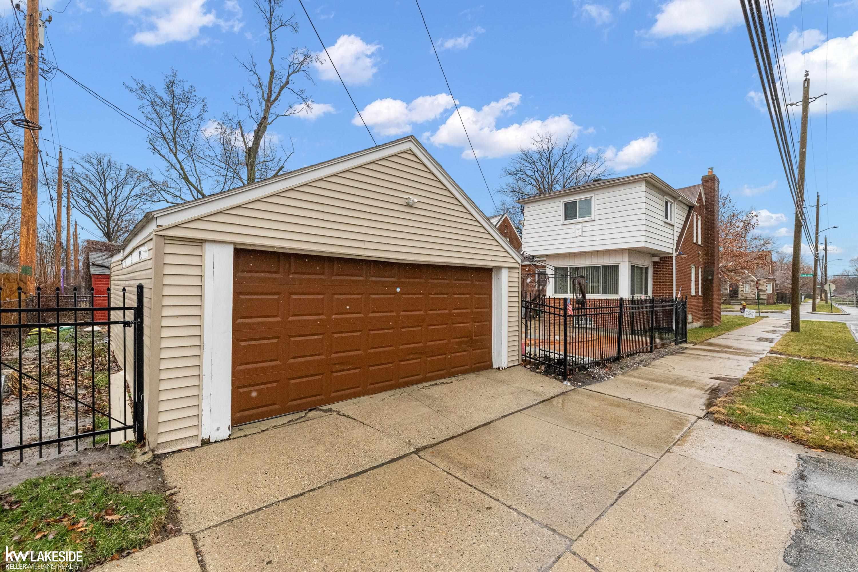 5810 Yorkshire Drive