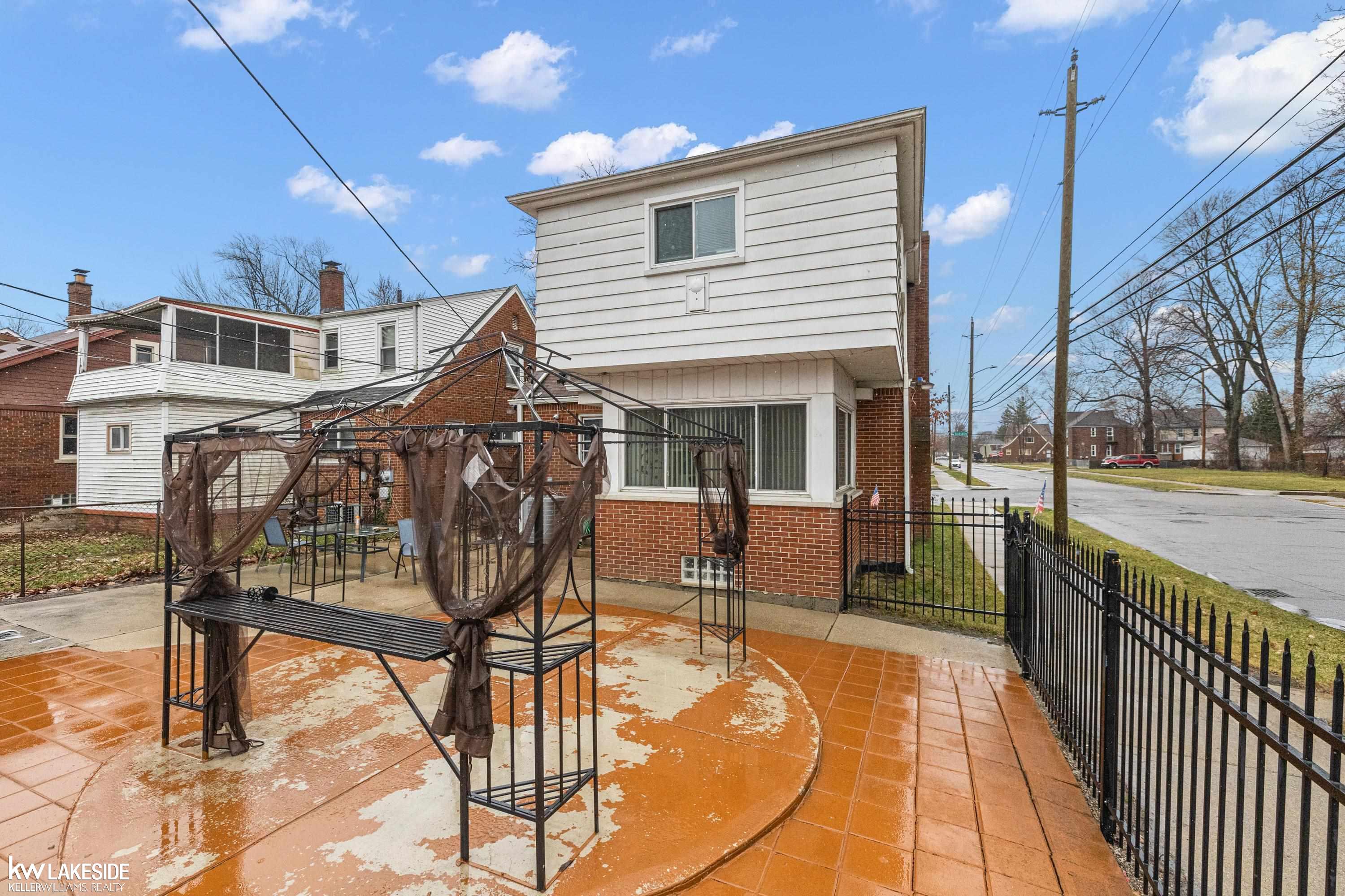 5810 Yorkshire Drive