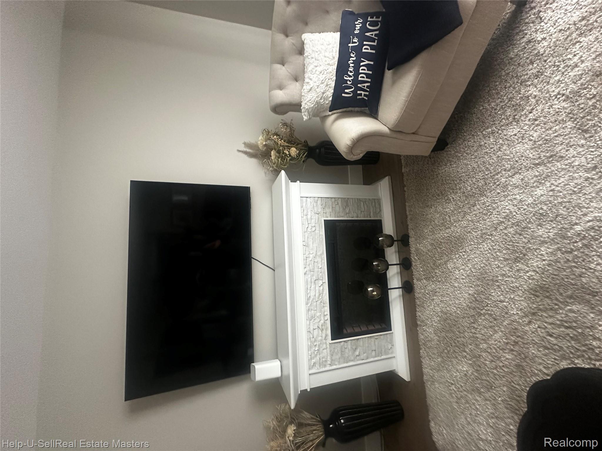1975 Michigan Ave Avenue 47