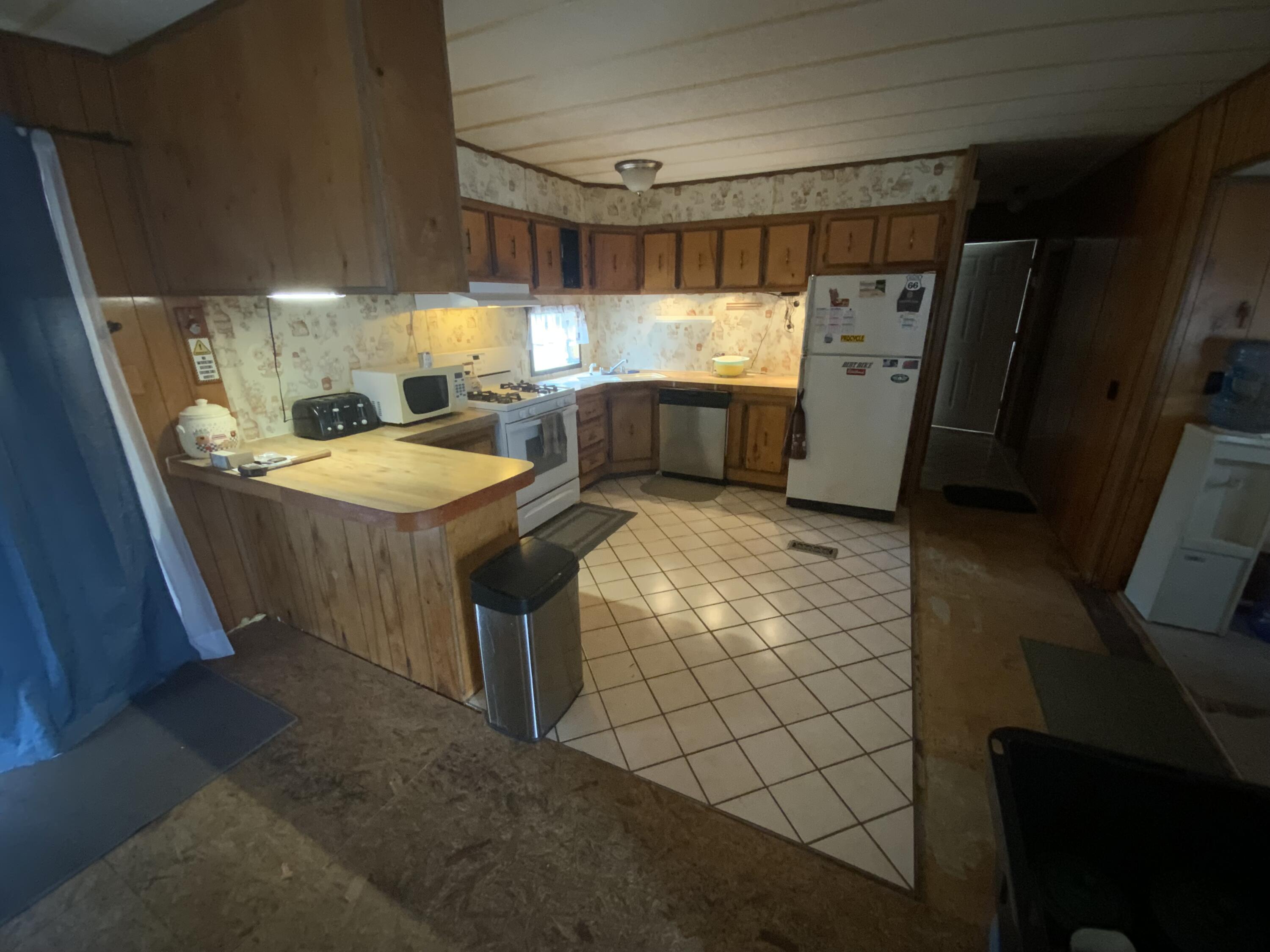 8401 Clinton Road