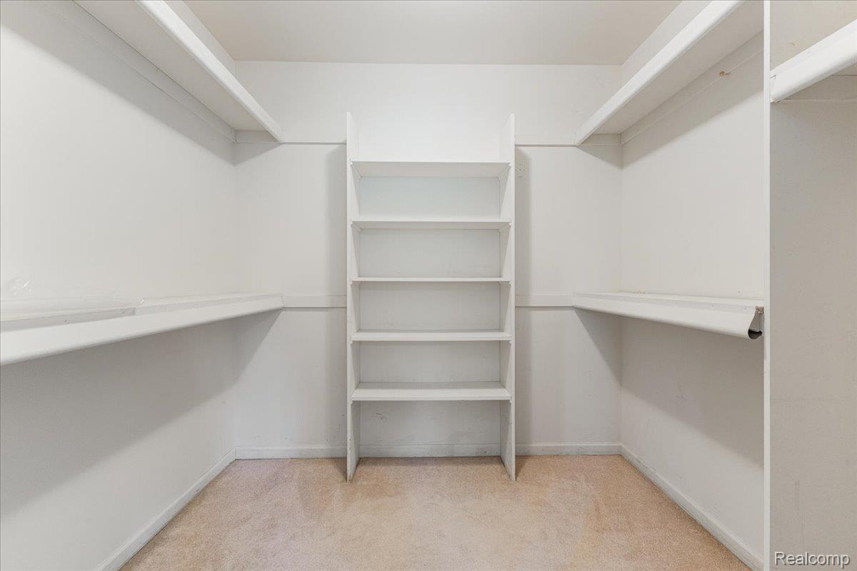 White Lake Charter Township, Michigan 48383, United States, 3 Bedrooms Bedrooms, ,4 BathroomsBathrooms,Residential,Active,156925