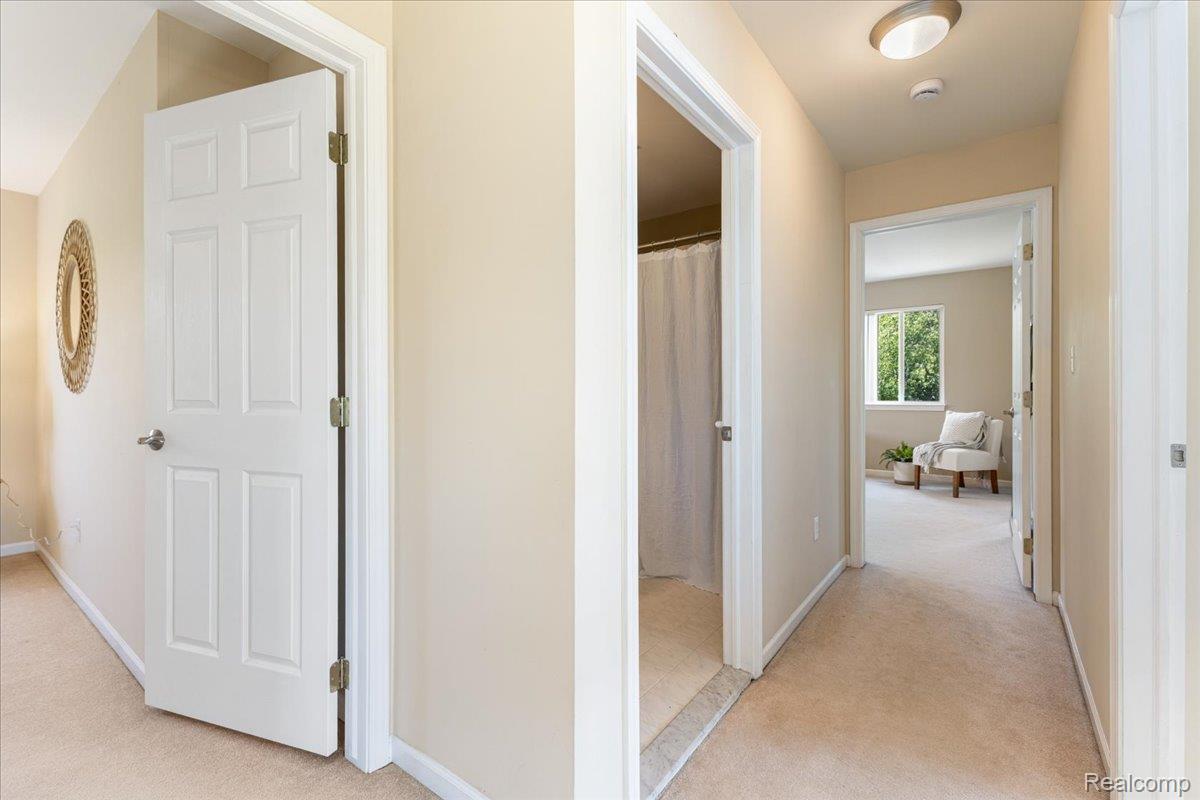 White Lake Charter Township, Michigan 48383, United States, 3 Bedrooms Bedrooms, ,4 BathroomsBathrooms,Residential,Active,156925