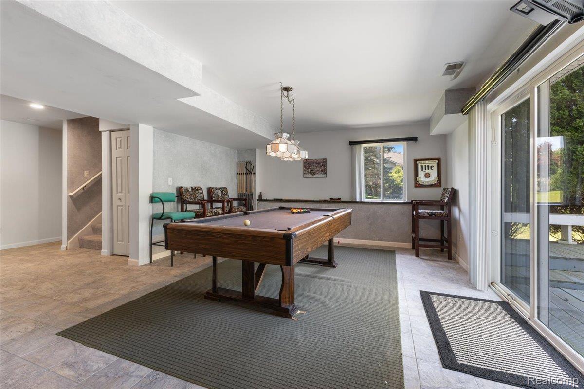 White Lake Charter Township, Michigan 48383, United States, 3 Bedrooms Bedrooms, ,4 BathroomsBathrooms,Residential,Active,156925