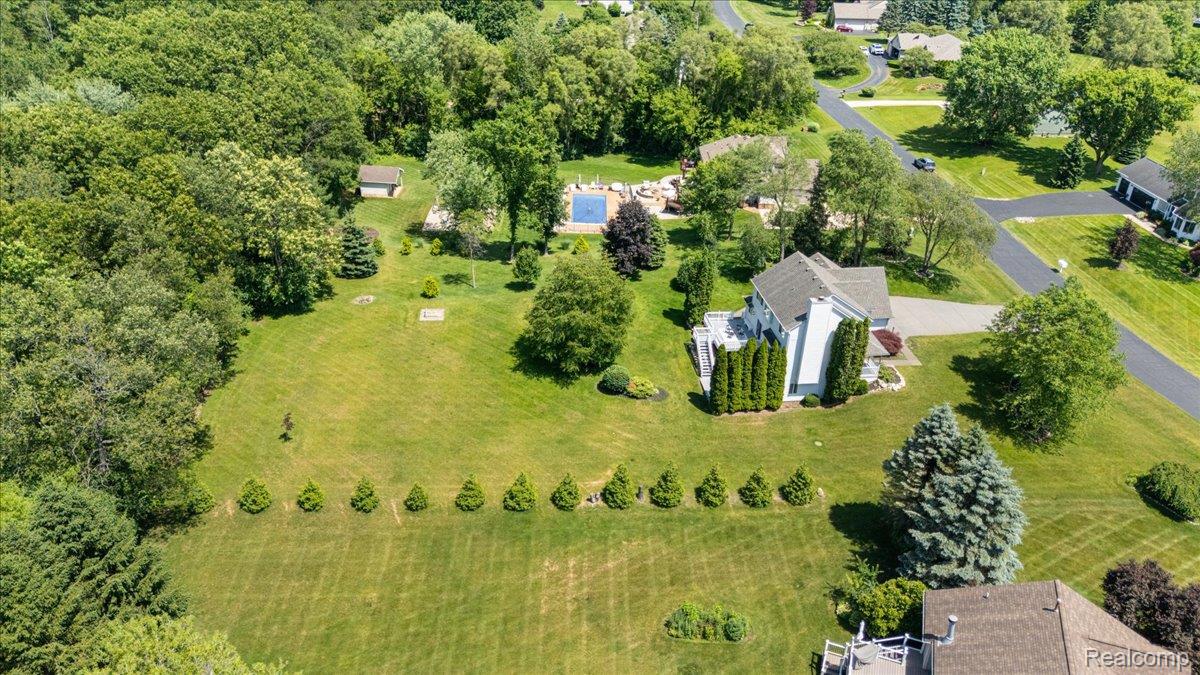 White Lake Charter Township, Michigan 48383, United States, 3 Bedrooms Bedrooms, ,4 BathroomsBathrooms,Residential,Active,156925