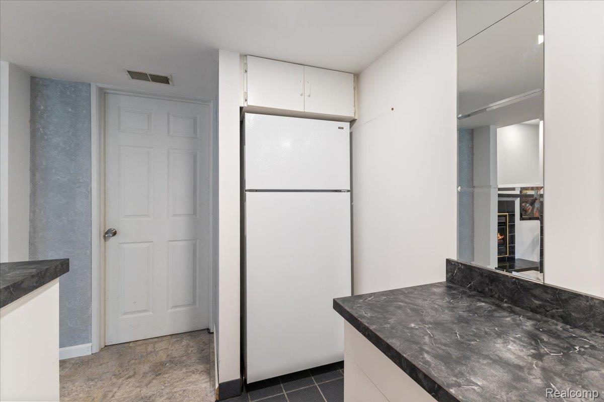 White Lake Charter Township, Michigan 48383, United States, 3 Bedrooms Bedrooms, ,4 BathroomsBathrooms,Residential,Active,156925