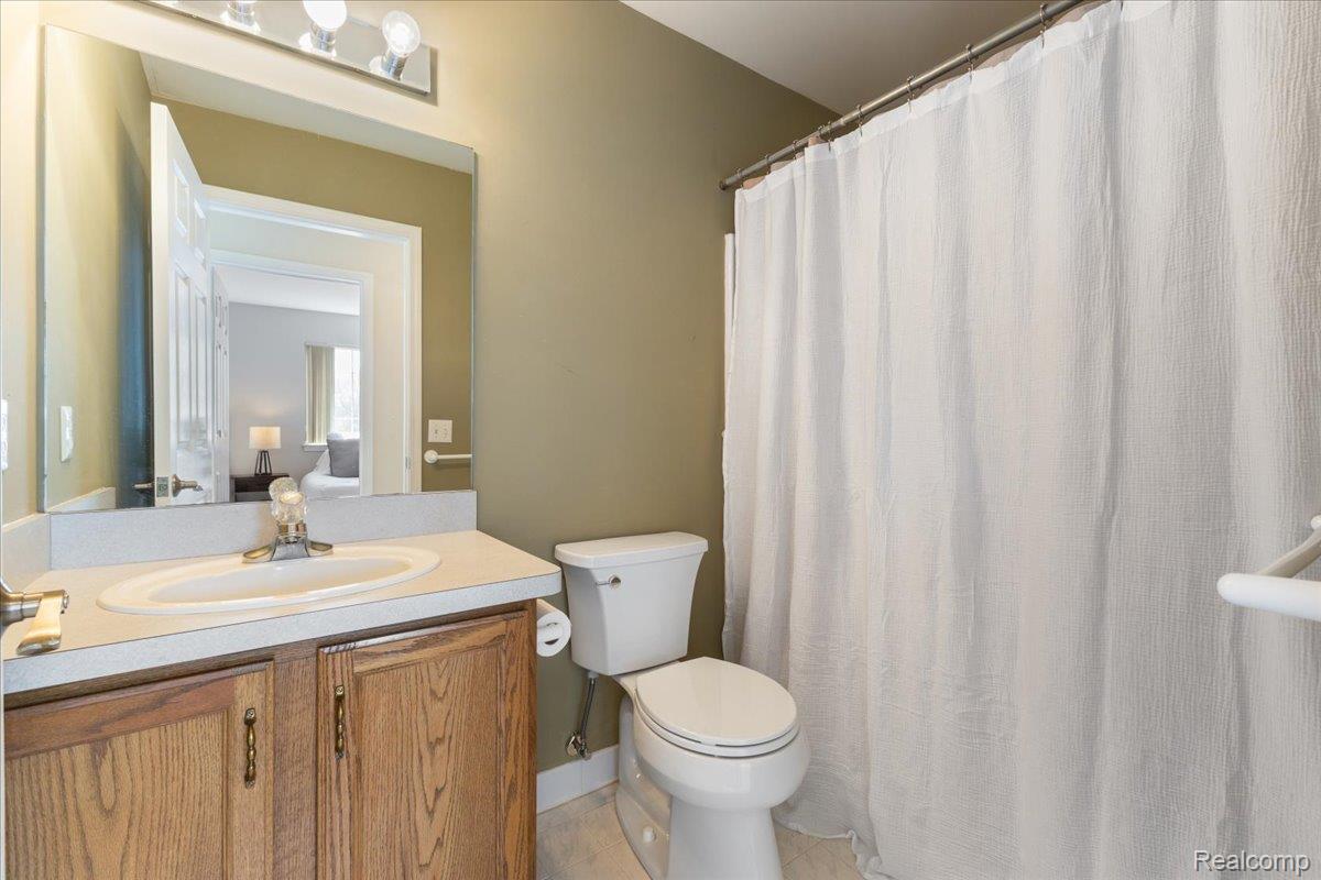 White Lake Charter Township, Michigan 48383, United States, 3 Bedrooms Bedrooms, ,4 BathroomsBathrooms,Residential,Active,156925