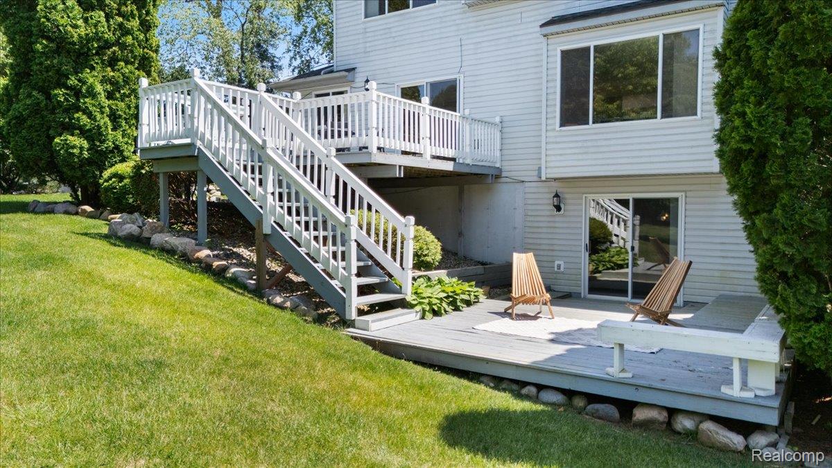 White Lake Charter Township, Michigan 48383, United States, 3 Bedrooms Bedrooms, ,4 BathroomsBathrooms,Residential,Active,156925