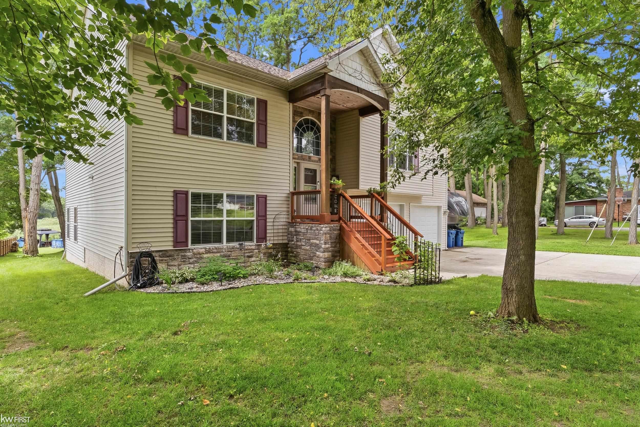 1539 W Rolston Road