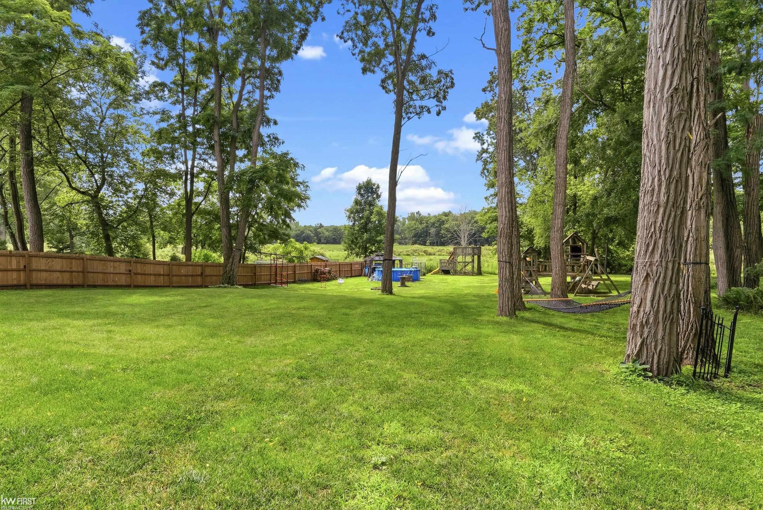 1539 W Rolston Road