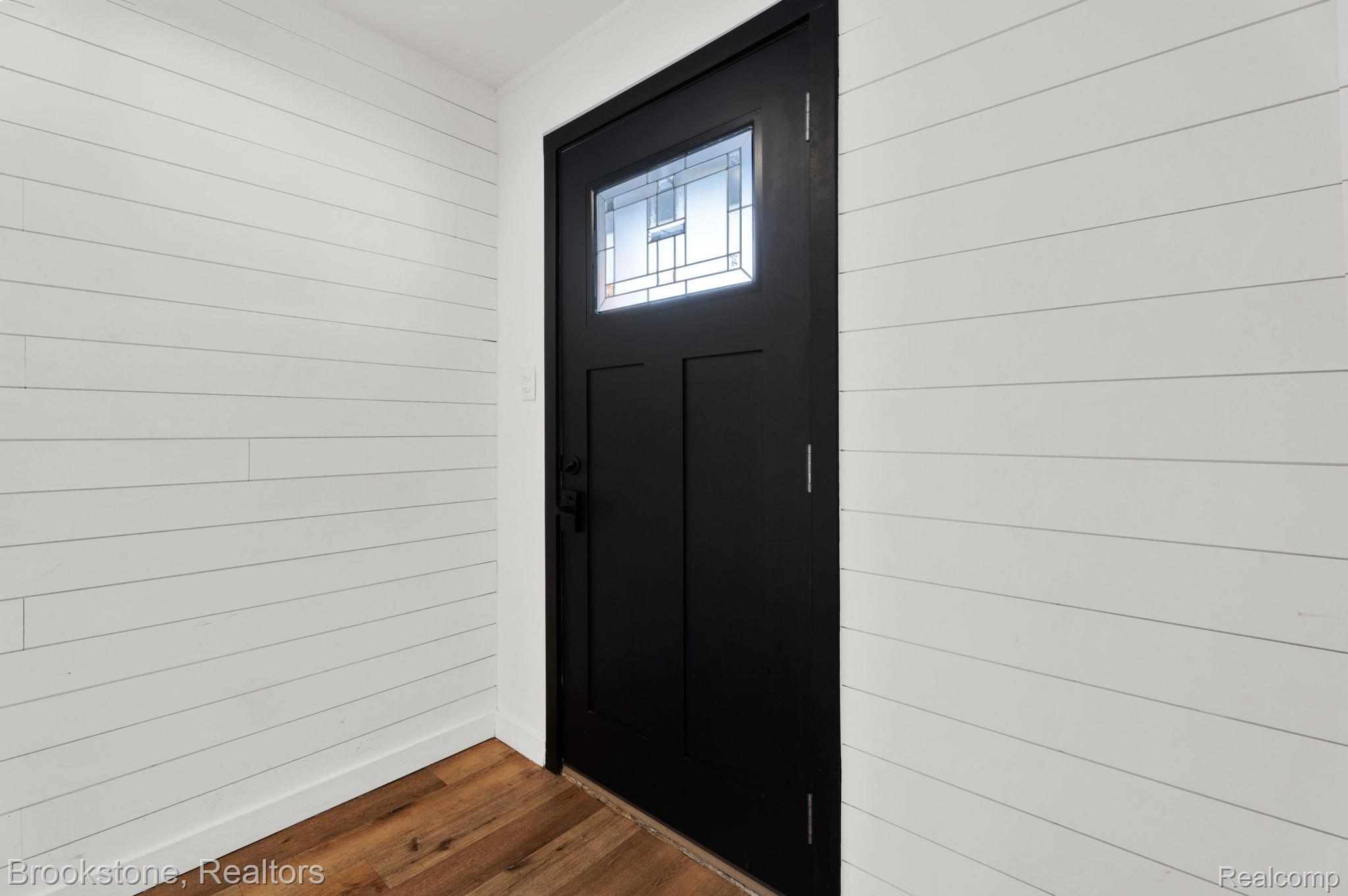 16046 W 13 Mile Road