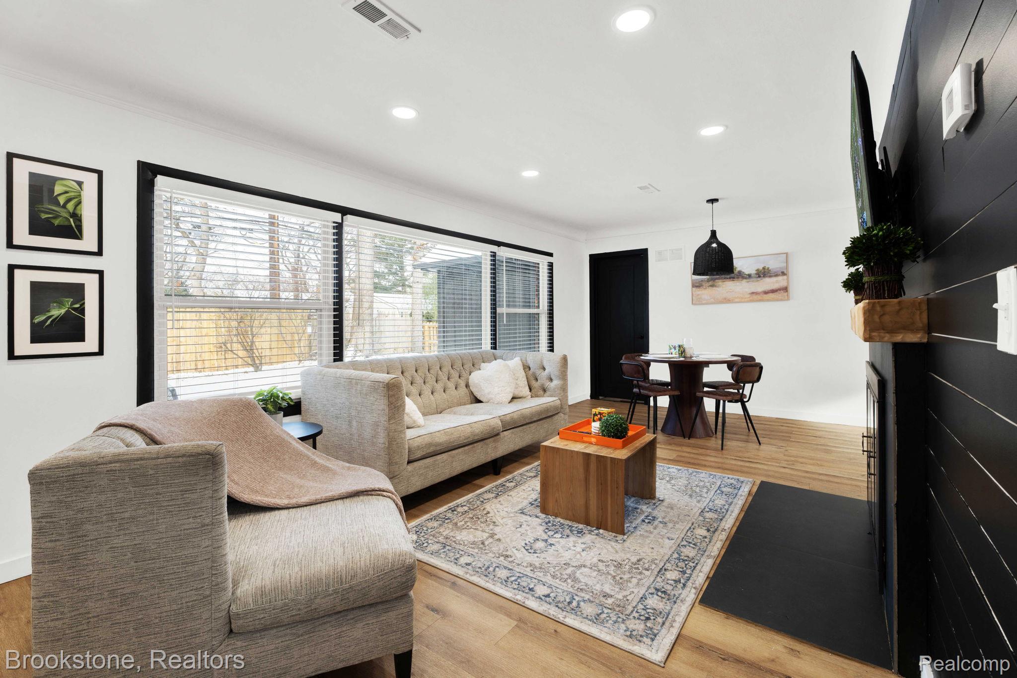 16046 W 13 Mile Road