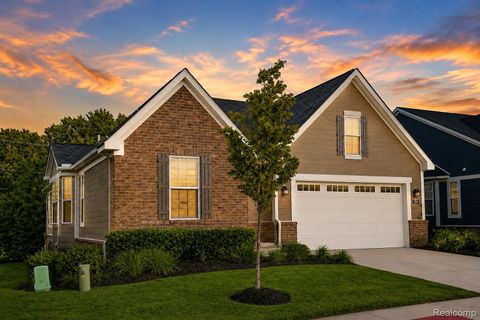 154 Mulberry Lane Rochester Hills City MI 48309