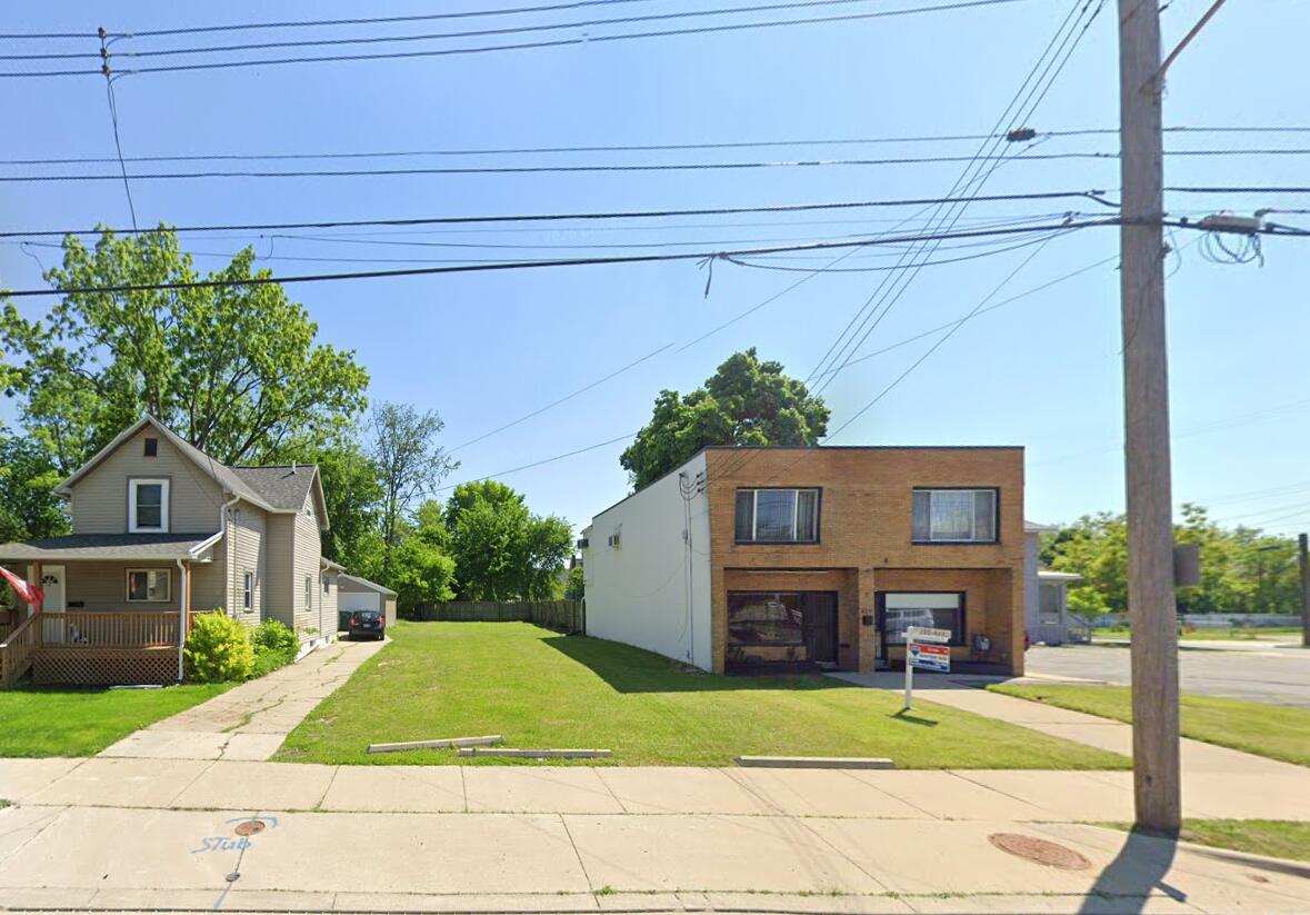 827 W Saginaw Street