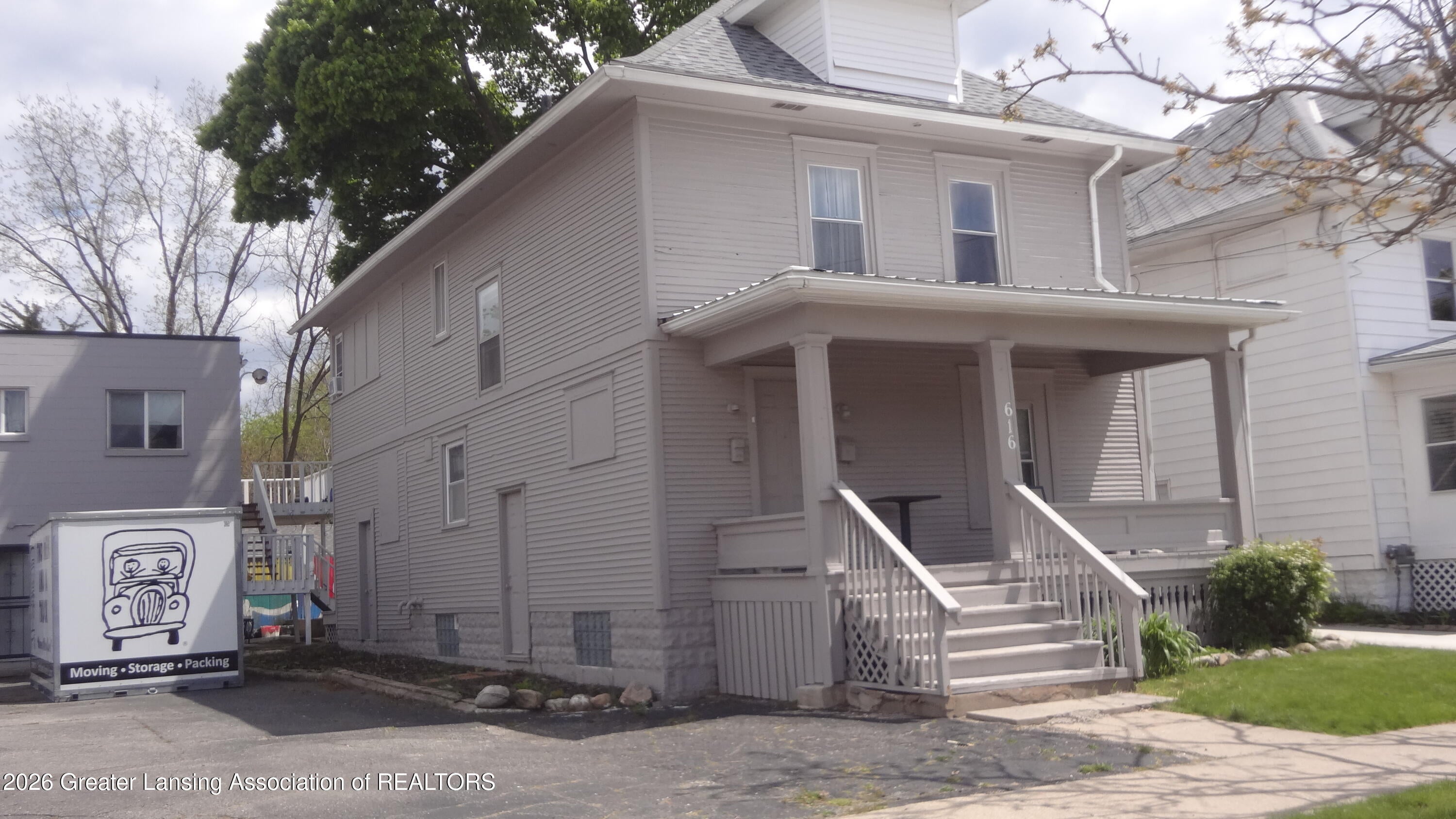 827 W Saginaw Street