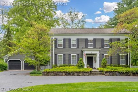 27160 SCENIC Franklin Village MI 48025
