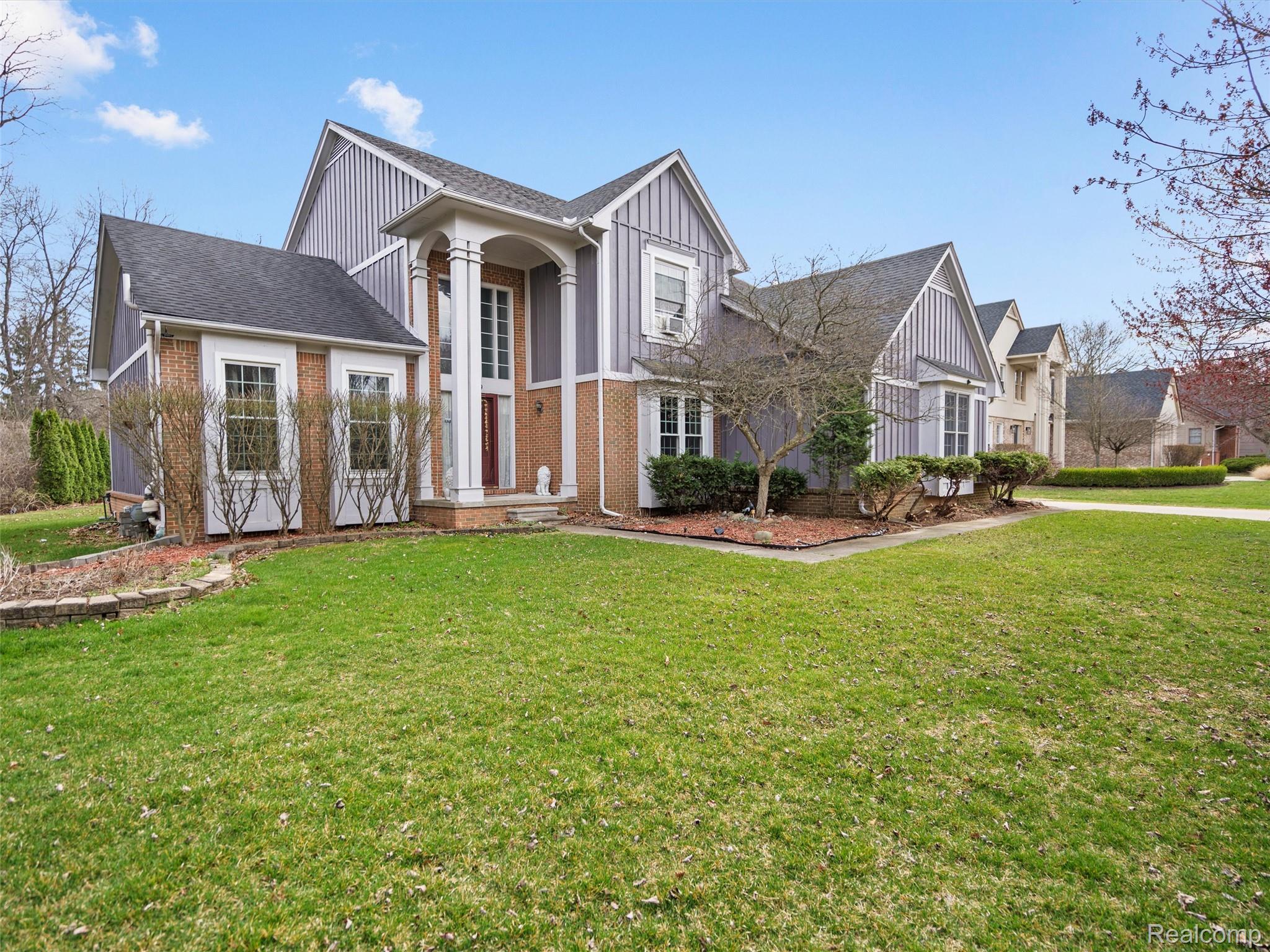 7359 Water Oaks
