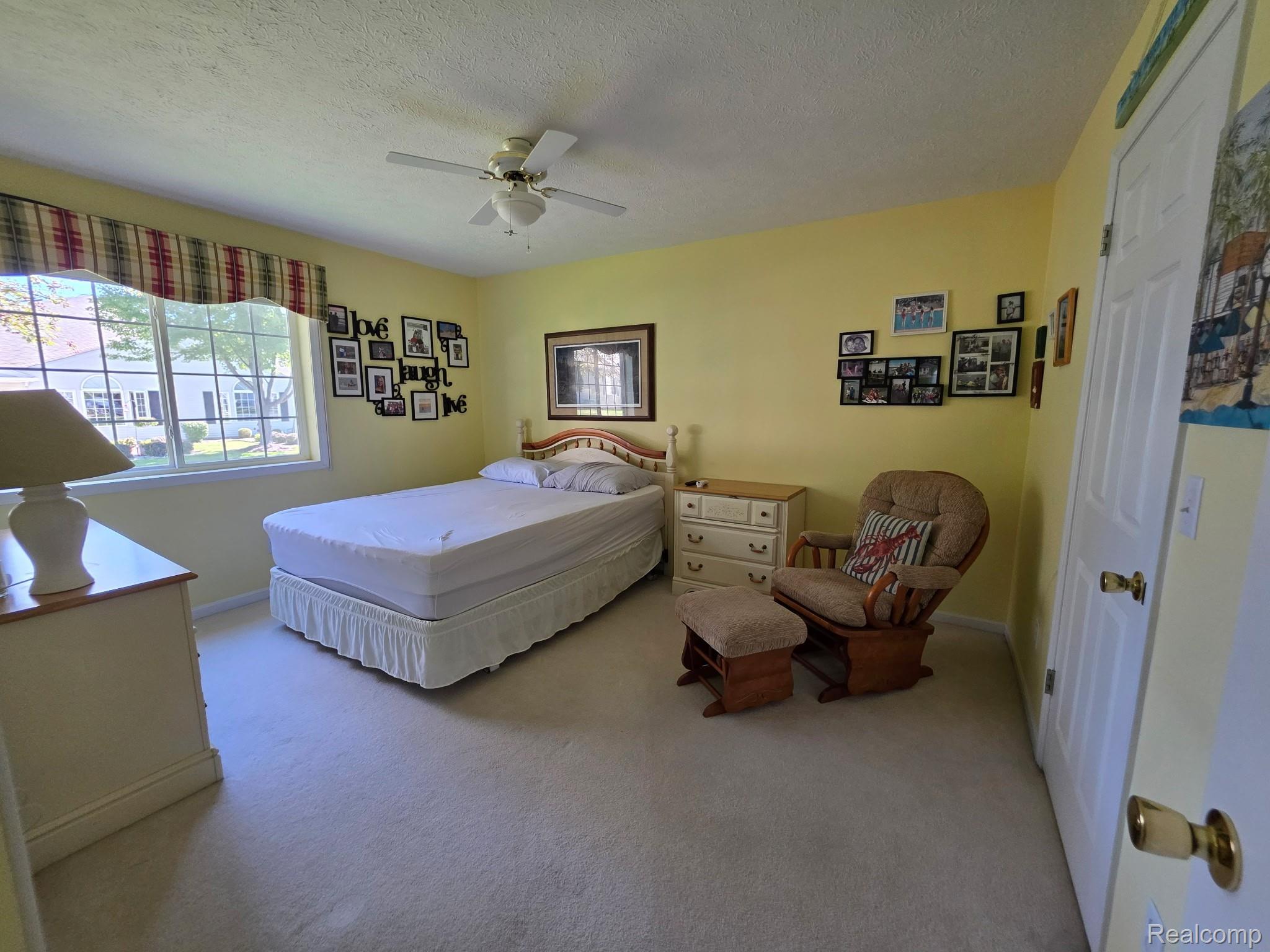 1502 Carriage Drive