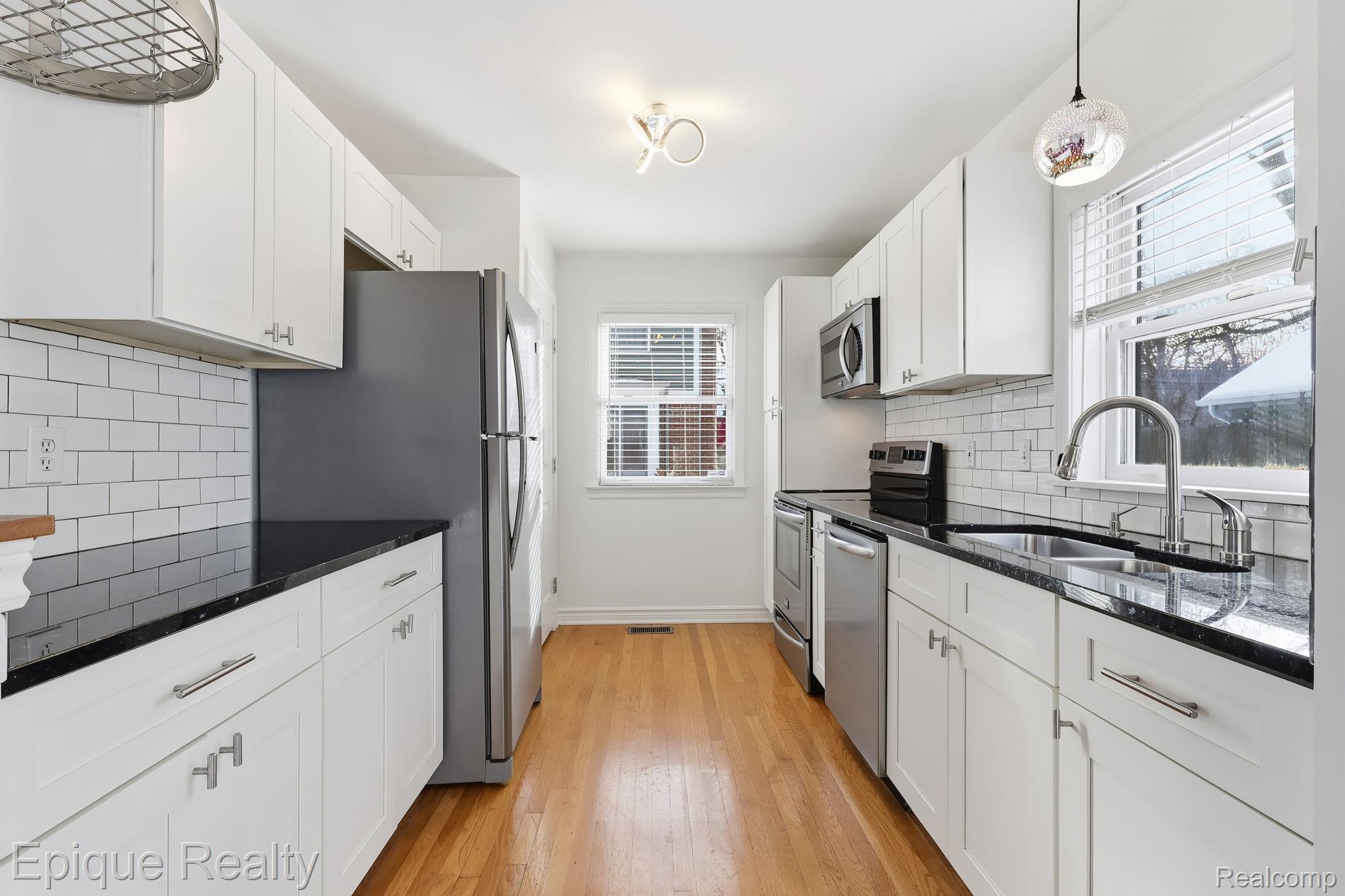 535 W Marshall Street